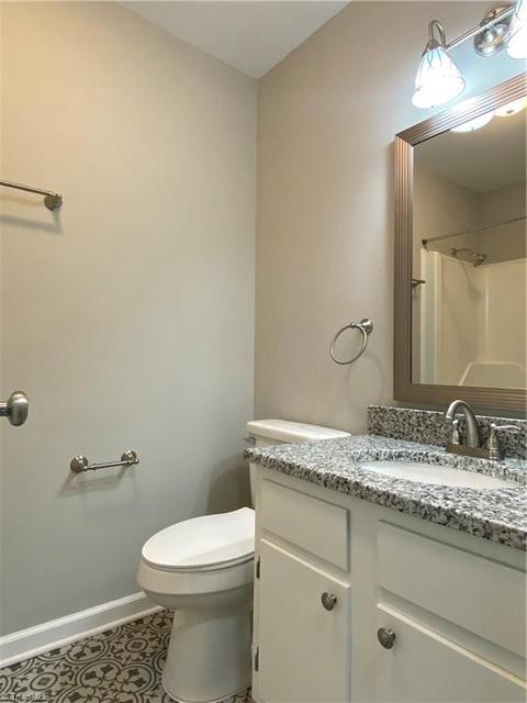 206 Mountainview Ct, King, NC 27021 photo 7