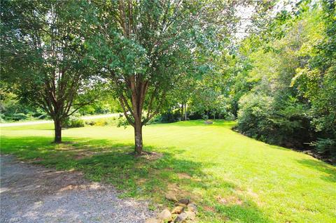 1493 Bradley Rd, Pinnacle, NC 27043 photo 7
