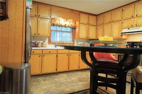 217 Stadium Dr, Eden, NC 27288 photo 32