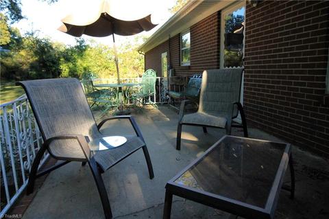 217 Stadium Dr, Eden, NC 27288 photo 7
