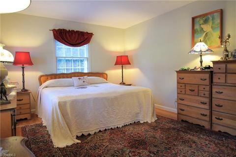 217 Stadium Dr, Eden, NC 27288 photo 10