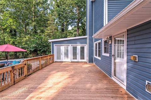 204 E Stadium Dr, Eden, NC 27288 photo 6