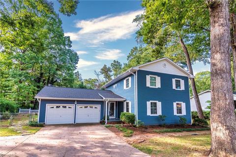 204 E Stadium Dr, Eden, NC 27288 photo 1