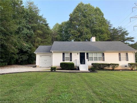 4016 Windspray Loop, Summerfield, NC 27358 photo 1