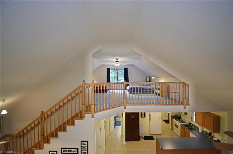 234 Stoney Ln, Purlear, NC 28665 photo 12