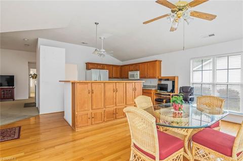 3976 Sorrell Ct, High Point, NC 27265 photo 4