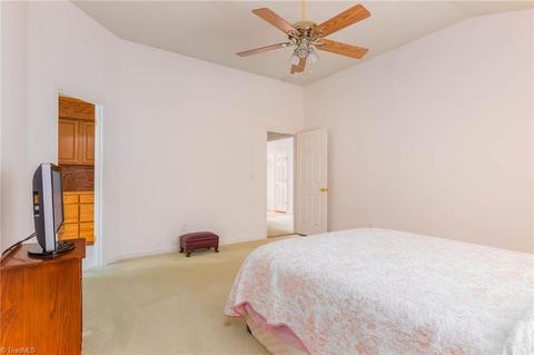 3976 Sorrell Ct, High Point, NC 27265 photo 15