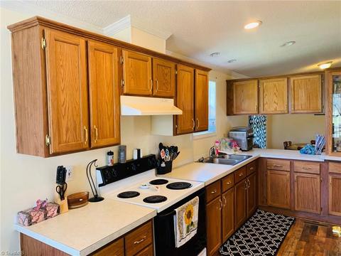 155 Case School Rd, Madison, NC 27025 photo 6