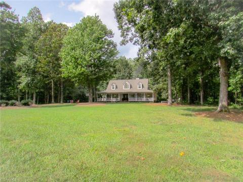 7232 Ledbetter Rd, Climax, NC 27233 photo 2