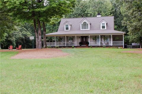 7232 Ledbetter Rd, Climax, NC 27233 photo 4