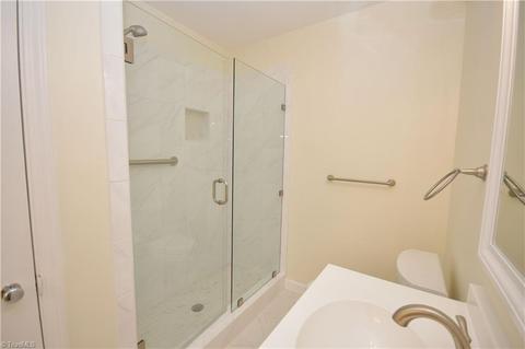 820 Quaker Ln, High Point, NC 27262 photo 26