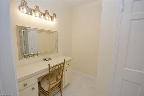 820 Quaker Ln, High Point, NC 27262 photo 25