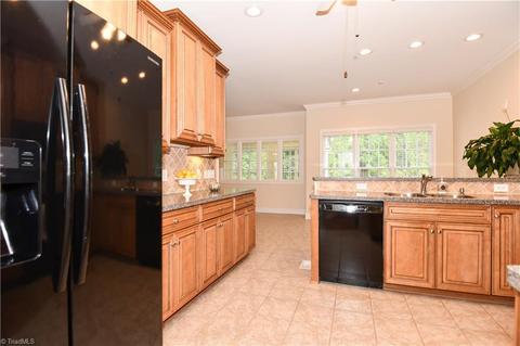 2348 Addison Blvd, High Point, NC 27262 photo 12