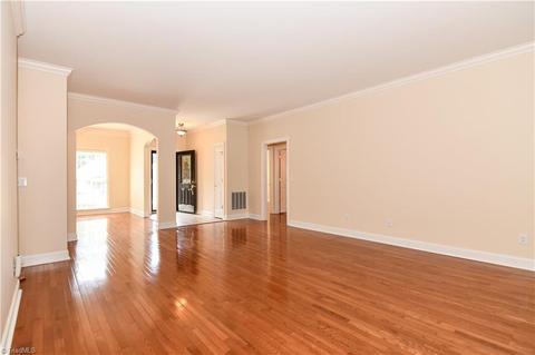 2348 Addison Blvd, High Point, NC 27262 photo 9