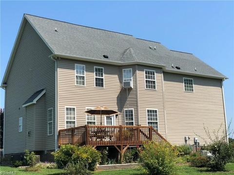 8166 Mcclanahan Dr, Browns Summit, NC 27214 photo 2