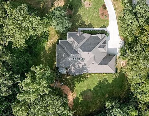 202 Primrose Rd, Advance, NC 27006 photo 3