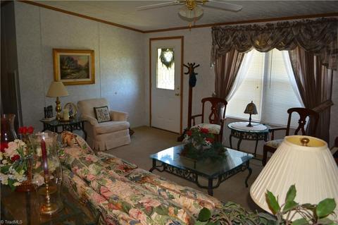562 Traphill Mill Rd, Traphill, NC 28685 photo 10