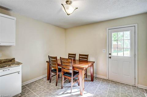 346 E Ridge St, Ramseur, NC 27316 photo 9