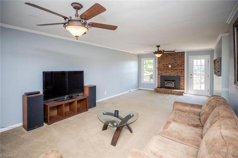 6906 Wicklow Dr, Browns Summit, NC 27214 photo 14