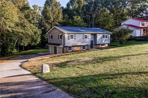 1095 Brookview Rd, Germanton, NC 27019 photo 4