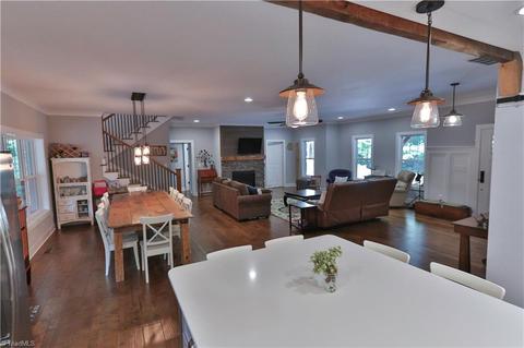 660 Benge Dr, Elkin, NC 28621 photo 11