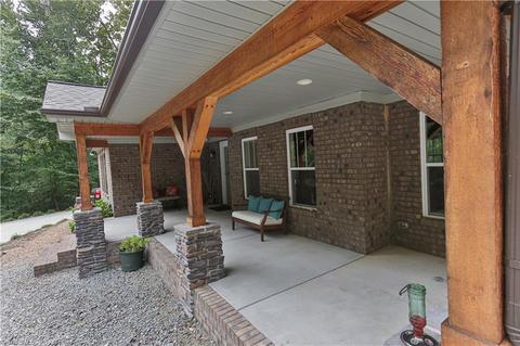 660 Benge Dr, Elkin, NC 28621 photo 6