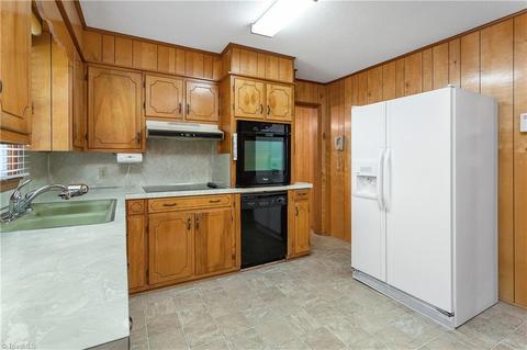 5202 Windemere Cir, Trinity, NC 27370 photo 13