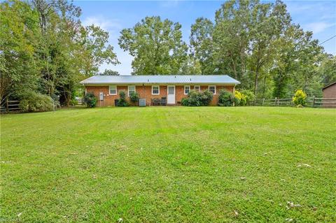 5202 Windemere Cir, Trinity, NC 27370 photo 29