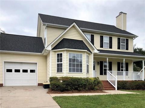 1813 Harper Spring Dr, Clemmons, NC 27012 photo 1