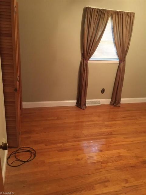 1340 Ziglar Rd, Winston Salem, NC 27105 photo 3