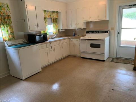 181 West St, High Point, NC 27265 photo 7