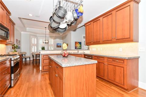 1702 Gentry Ct, High Point, NC 27265 photo 10