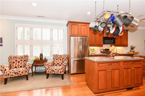 1702 Gentry Ct, High Point, NC 27265 photo 11
