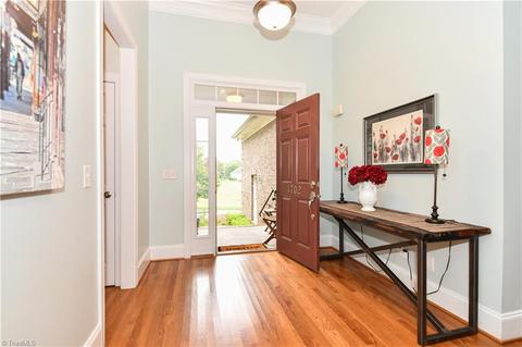 1702 Gentry Ct, High Point, NC 27265 photo 4