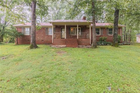 279 Bescher Chapel Rd, Trinity, NC 27370 photo 1