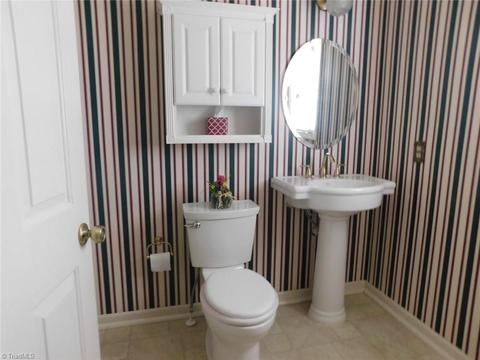 19 Single Tree Ln, Thomasville, NC 27360 photo 17