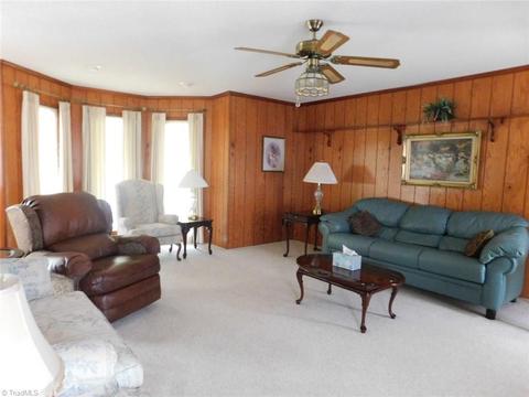 19 Single Tree Ln, Thomasville, NC 27360 photo 8
