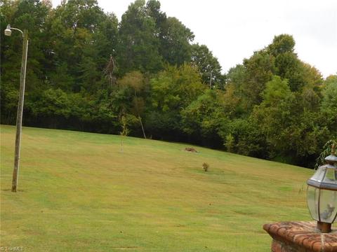 19 Single Tree Ln, Thomasville, NC 27360 photo 5