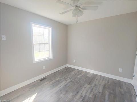 311 N 3rd Ave, Mayodan, NC 27027 photo 12