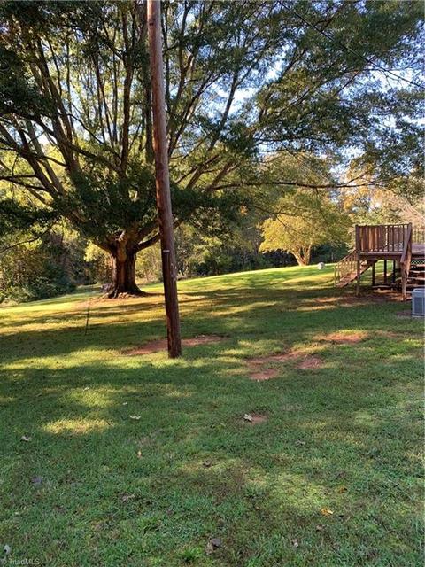 2043 Pratt Rd, Pinnacle, NC 27043 photo 5