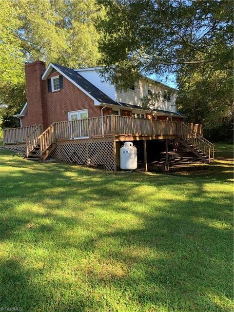 2043 Pratt Rd, Pinnacle, NC 27043 photo 9