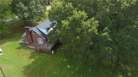 2043 Pratt Rd, Pinnacle, NC 27043 photo 44