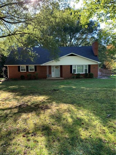 2043 Pratt Rd, Pinnacle, NC 27043 photo 1