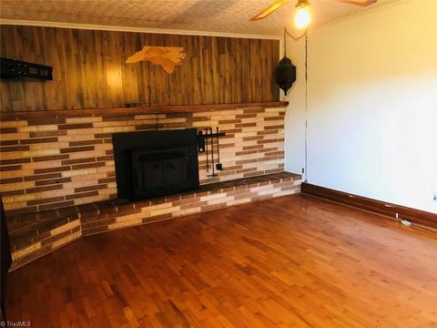 359 Holcomb Rd, Traphill, NC 28685 photo 7