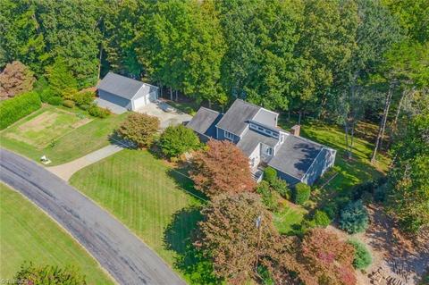 263 Overlook Dr, Advance, NC 27006 photo 3