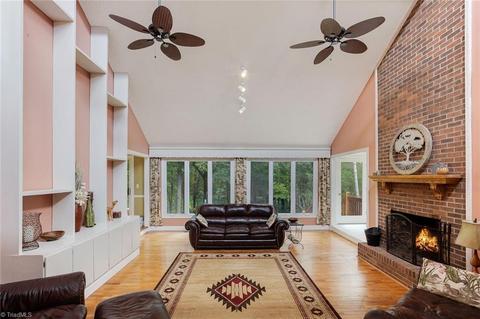 263 Overlook Dr, Advance, NC 27006 photo 6