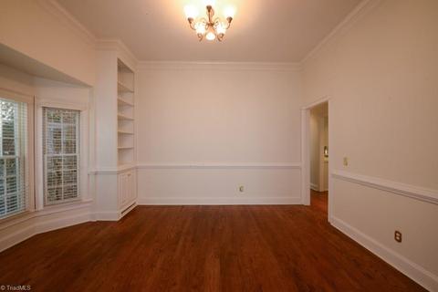 701 Florham Dr, High Point, NC 27262 photo 10