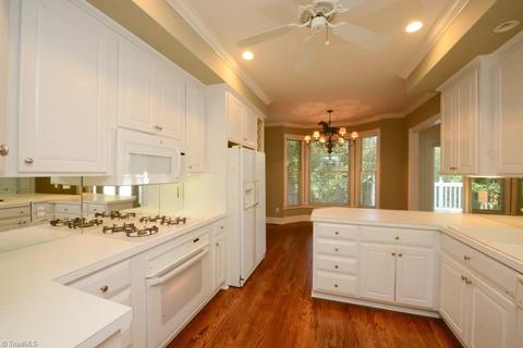 701 Florham Dr, High Point, NC 27262 photo 16