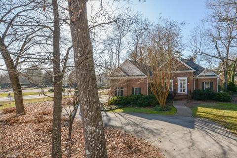 701 Florham Dr, High Point, NC 27262 photo 1