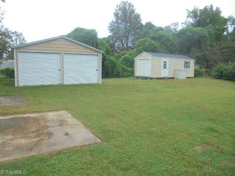 507 Manor Dr, High Point, NC 27260 photo 14